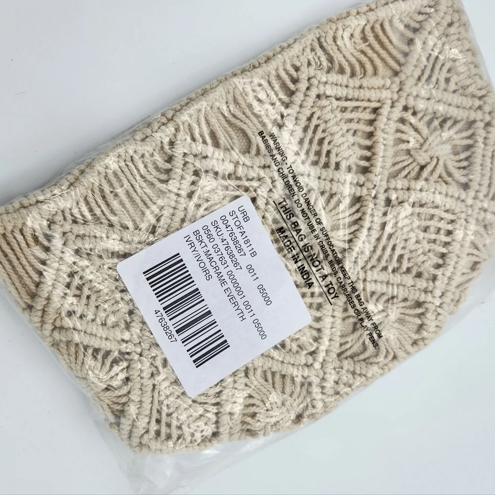 Urban Outfitters reposhing this